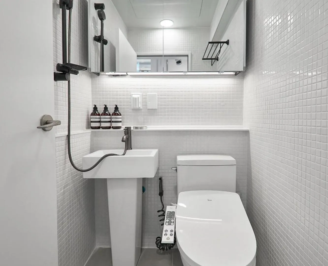 B9 Tailored Service Home Near Hongik Univ Station Seoul 0*,  South Korea